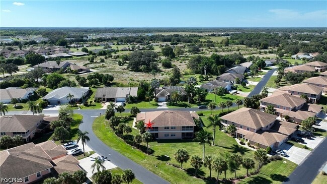 Building Photo - 19999 Lake Vista Cir