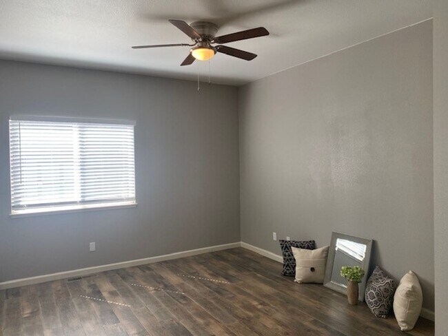 Building Photo - Immaculate Morgan Ranch Home