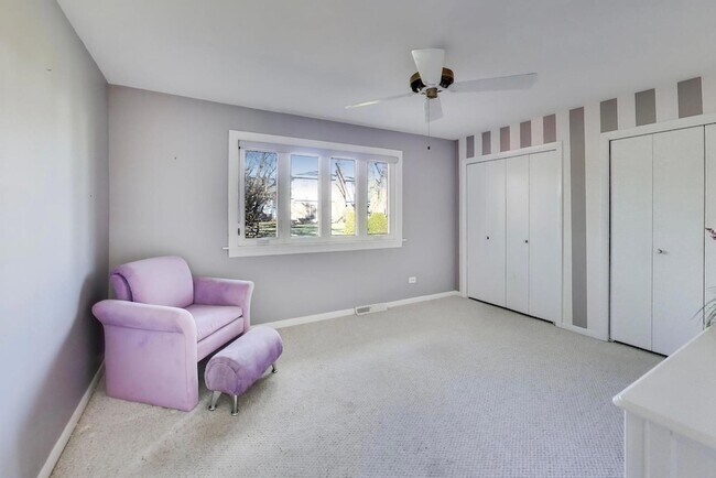 Building Photo - 2616 N Dryden Pl