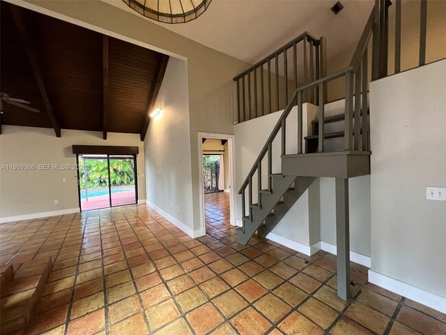 Building Photo - 7512 SW 95th Pl