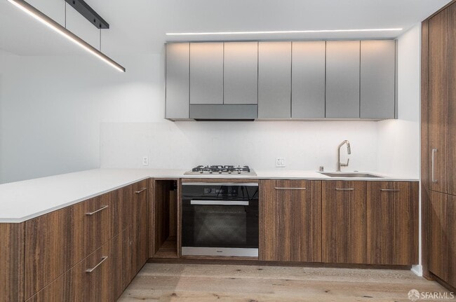 Building Photo - 280 Spear St