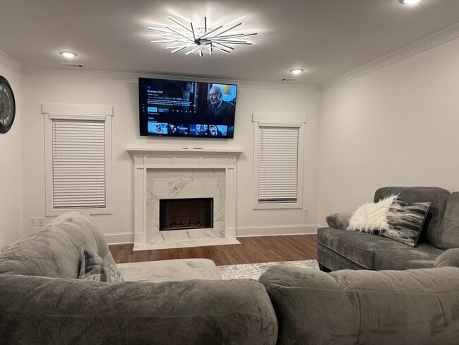 Building Photo - 190 Fritz Mar Ln