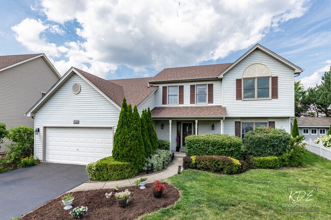 Primary Photo - 3730 Baybrook Dr