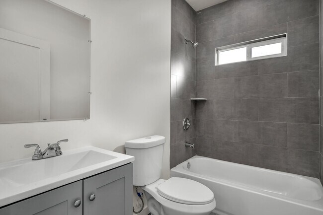 Building Photo - 5842-5840 Denver Ave