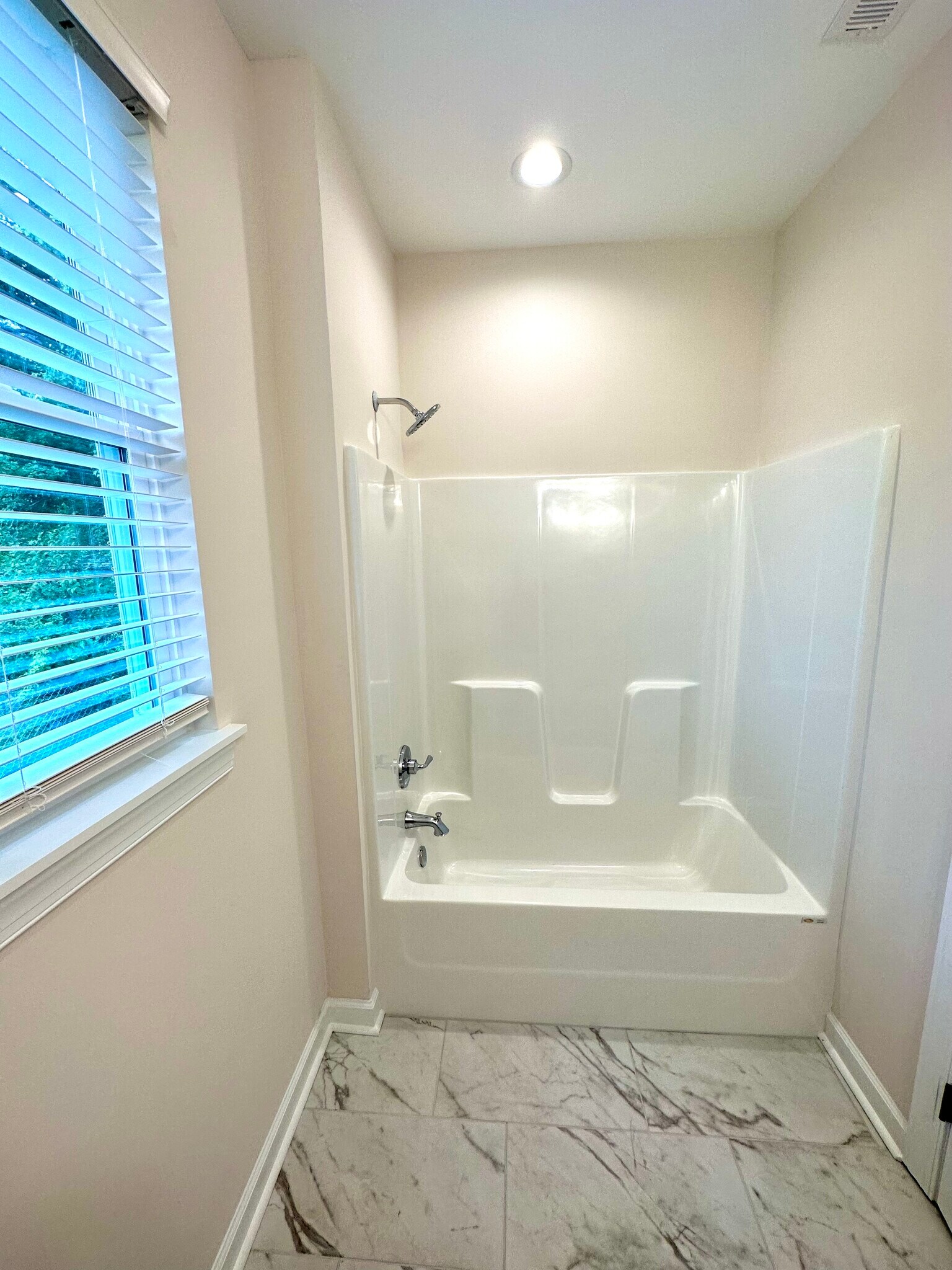 2nd Bathroom - 4119 Peachtree Ave