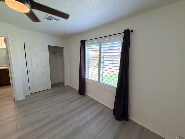 Building Photo - 4428 S Cholla Wy