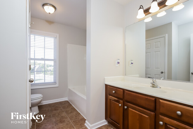 Building Photo - 3903 Treford Ct