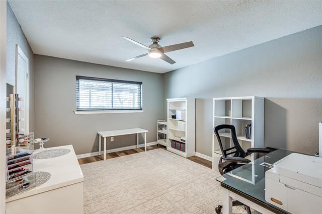 Building Photo - 1745 Westridge Dr
