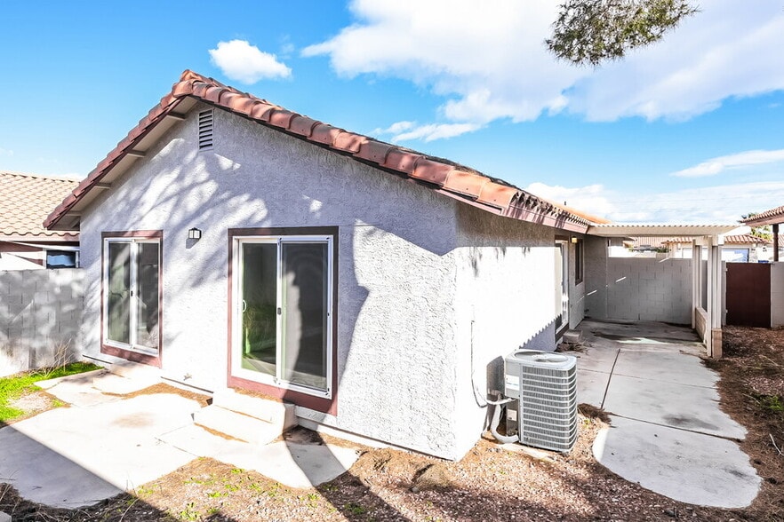 Building Photo - 224 Jon Belger Dr