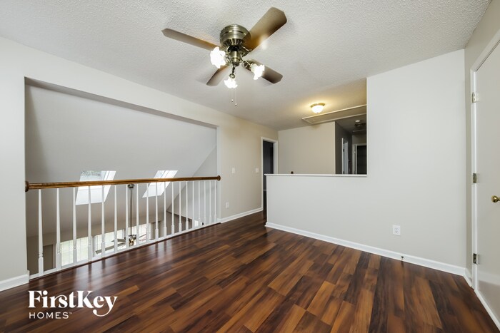 Building Photo - 1165 Somerset Crossing Ln