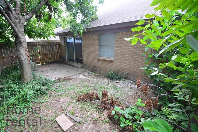 Building Photo - 4713 S Fulton Pl