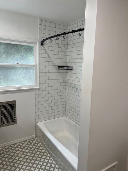 Building Photo - 1606 Westerly Ter