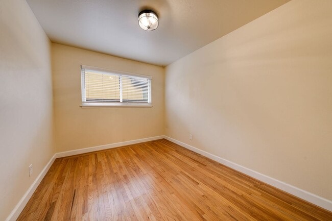 Building Photo - 5113 Sitton Way