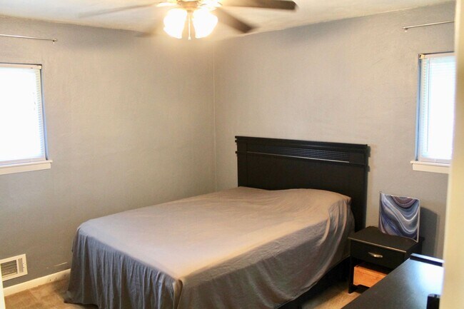 Building Photo - 4705 Nuttfield Ln