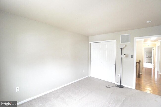 Building Photo - 2041 Greenes Way Cir