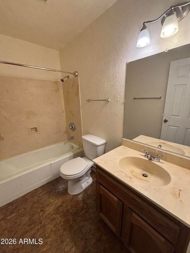 Building Photo - 2586 Quirt Cir