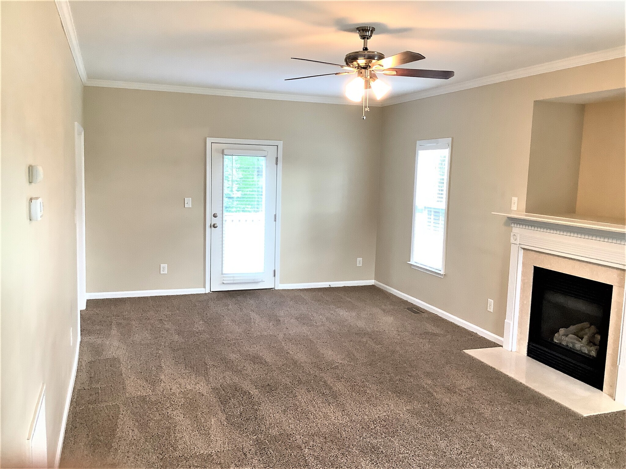 Building Photo - 1305 Tawny View Ln