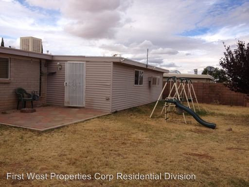 Building Photo - 310 Elgin St