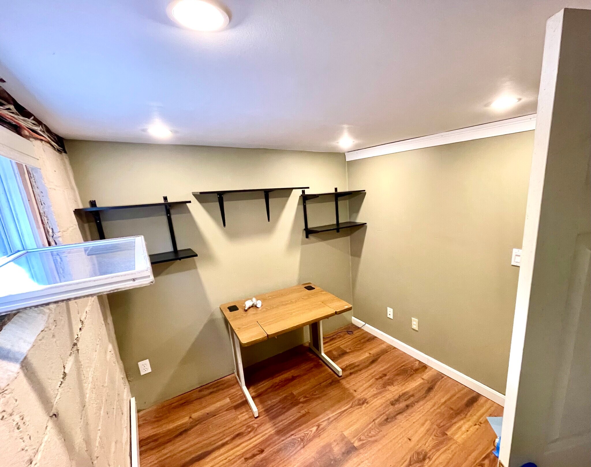 Building Photo - 33 High St