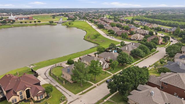 Building Photo - 3705 Menard Dr