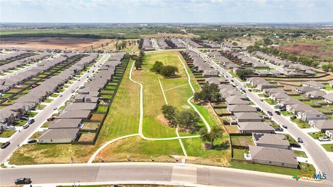 Building Photo - 801 Cinnamon Teal