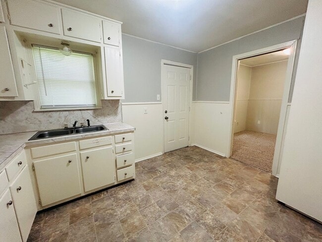 Building Photo - Charming 3 Bedroom in Waco