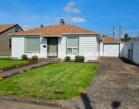 Building Photo - 3Bd/1Ba Single Story Home - For viewing!