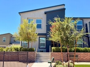 Building Photo - BRAND NEW 3 BED 2.5 BATH 2 CAR GARAGE TOWN...