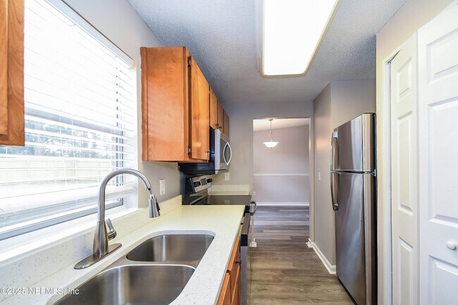 Building Photo - 2231 Blyth Ct