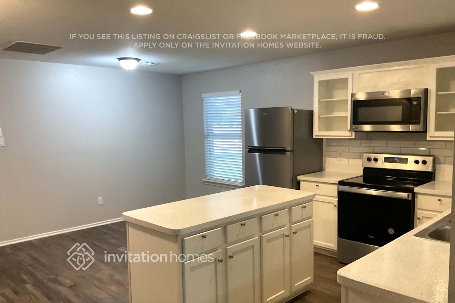 Building Photo - 216 Cedar Crest Dr