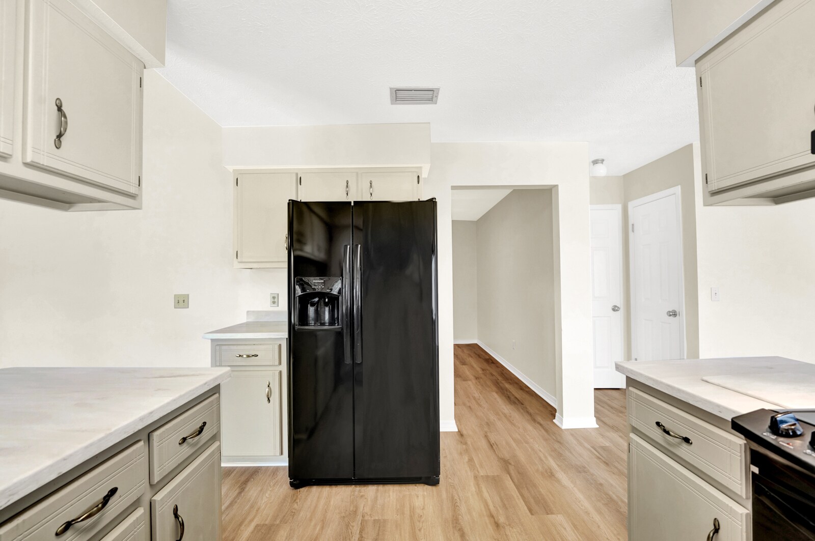 Building Photo - 7525 Melody Ln