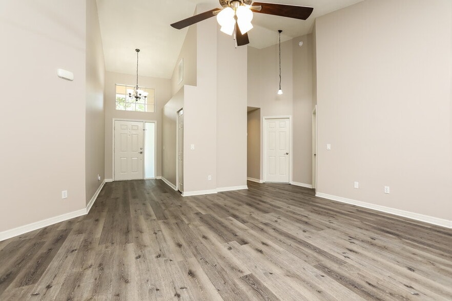 Building Photo - 354 Morning Creek Cir
