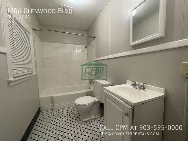 Building Photo - 1306 S Glenwood Blvd