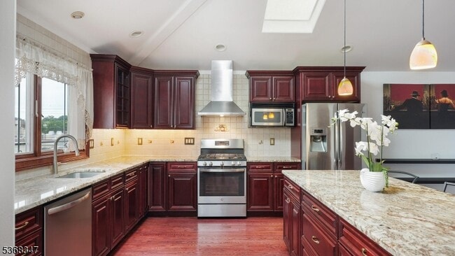 Building Photo - 249 Sanford Ave