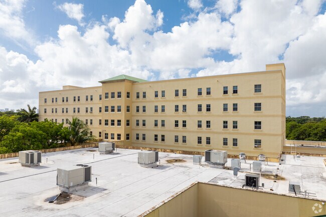 Building Photo - Ward Tower II