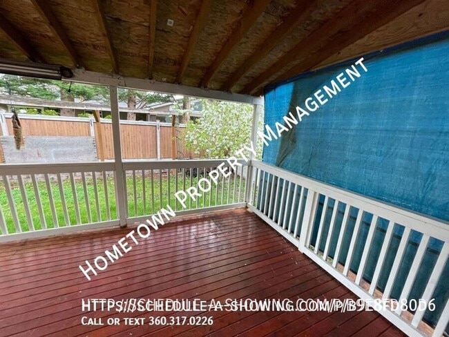 Building Photo - 4820 41st Ln SE