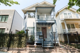 Building Photo - 2732 W Washington Blvd