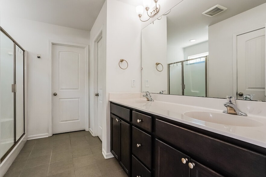 Building Photo - 229 Pamlico Dr
