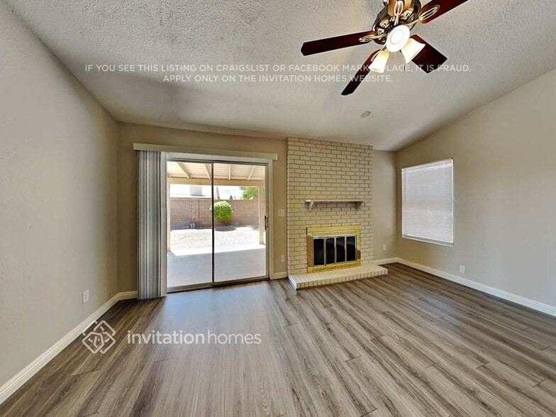 Building Photo - 9133 W Country Gables Dr