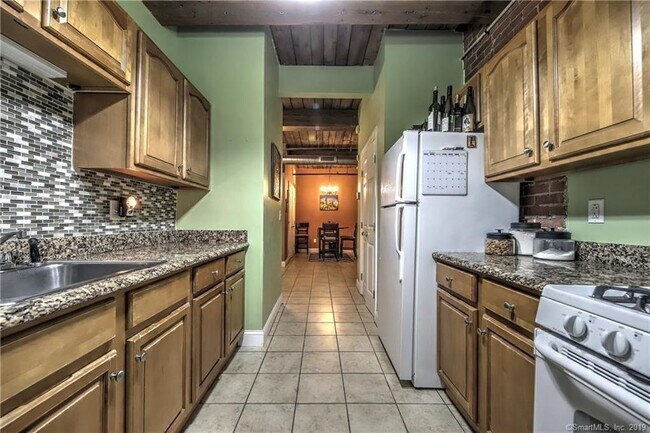 Building Photo - 145 Canal St