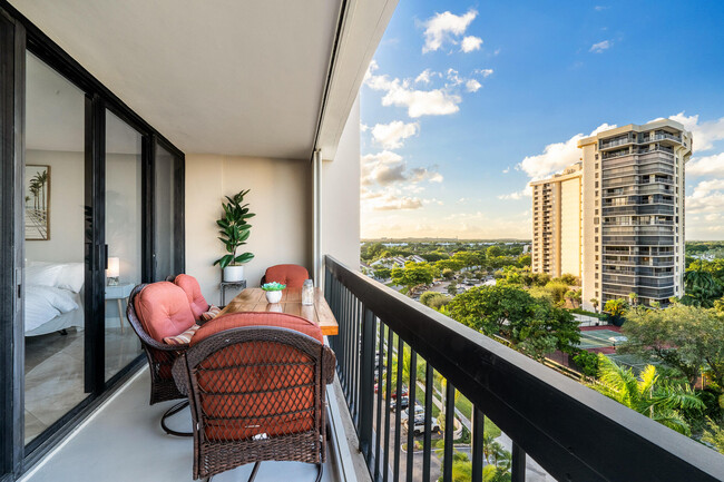 Building Photo - 2425 Presidential 902 Way