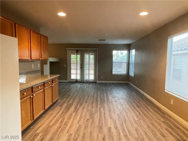 Building Photo - 9620 Christine View Ct