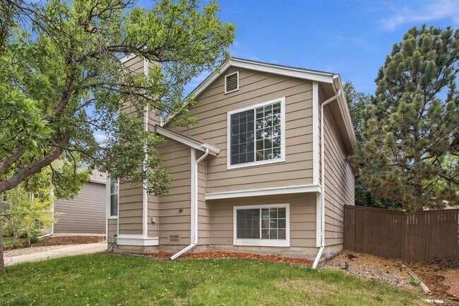 Building Photo - 9333 Cattail Ct