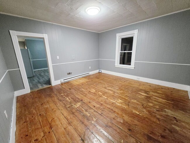 Building Photo - 348 Fairmount St