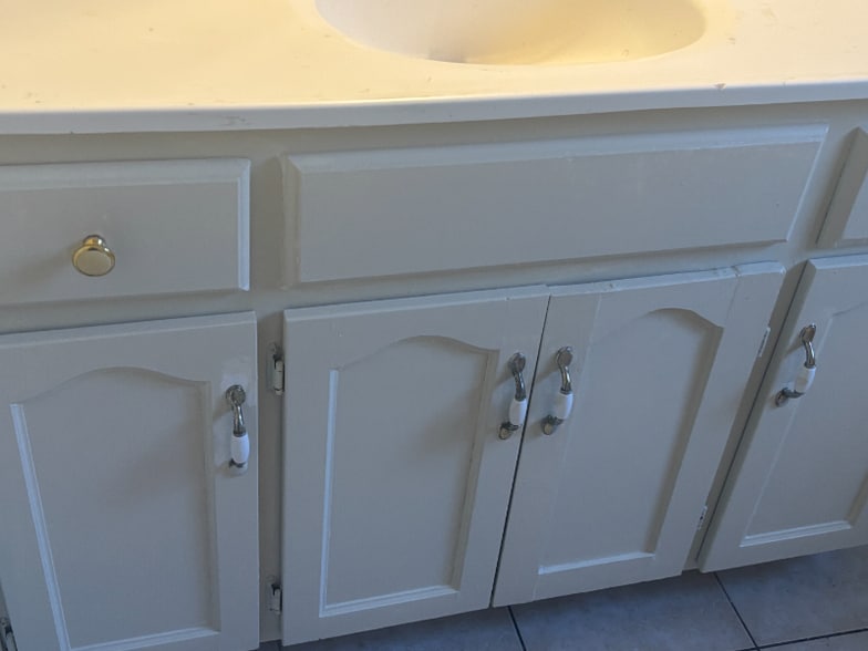 Building Photo - 632 E 107th St