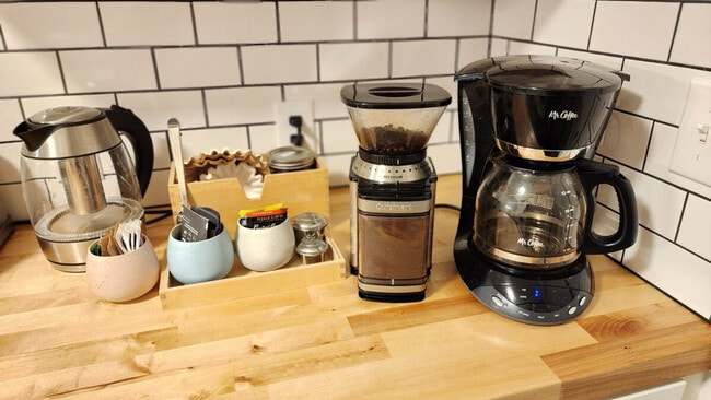 Building Photo - 11315 Roosevelt Way NE