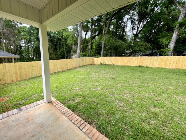 Building Photo - UPCOMING LISTING
