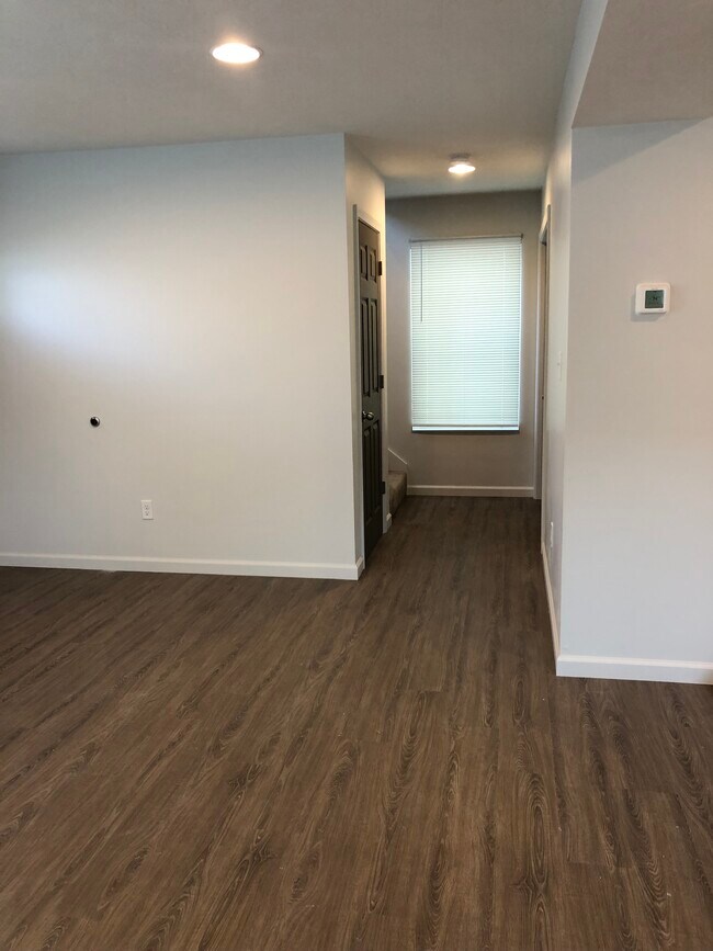 Building Photo - 1423 Union St