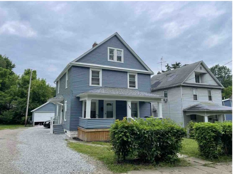 Building Photo - 190 W Miller Ave