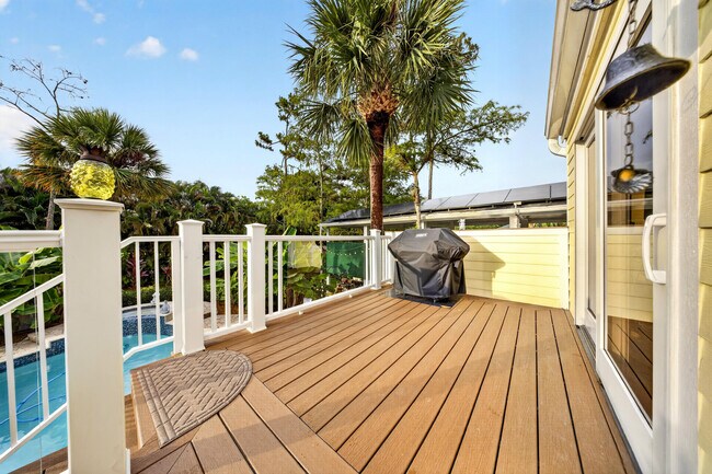 Building Photo - 13074 La Mirada Cir